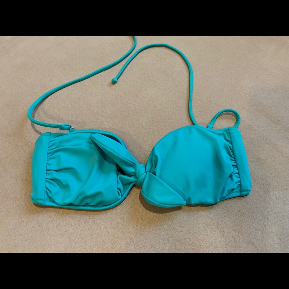 Victoria’s Secret Bikini Top
